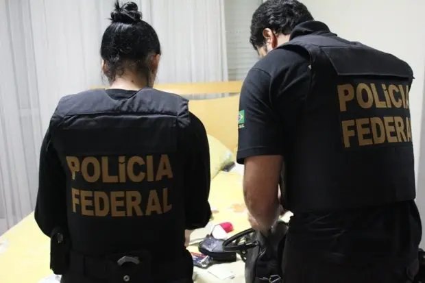 PF apreende R$ 75 mil em SC para suposta compra de votos