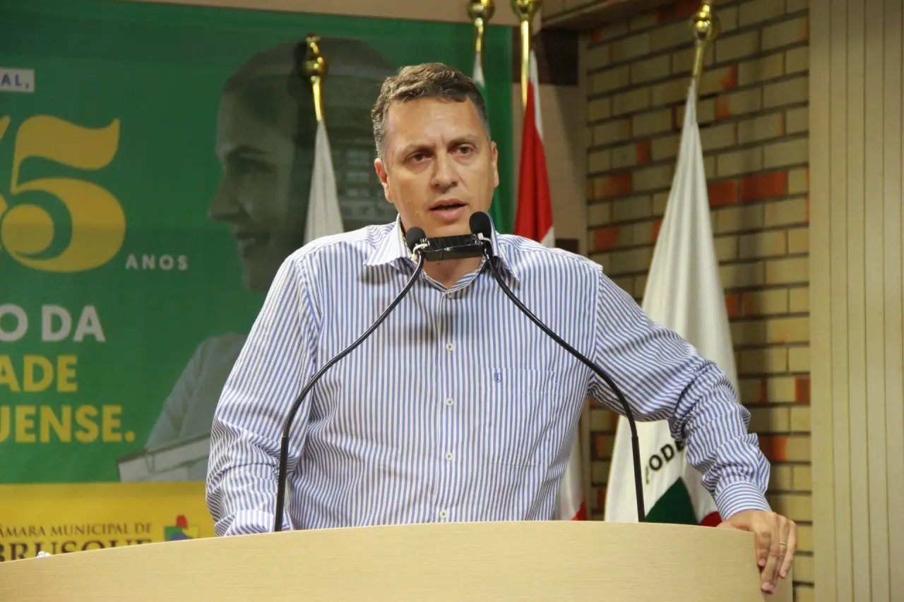 Vereador reclama do excesso de multas aplicadas