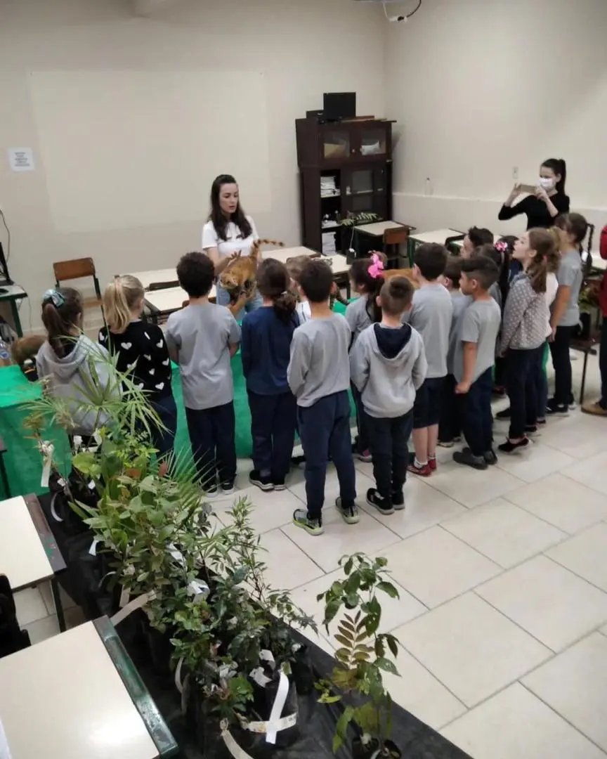 Alunos de Botuver&aacute; participam de atividades de conscientiza&ccedil;&atilde;o sobre o meio ambiente