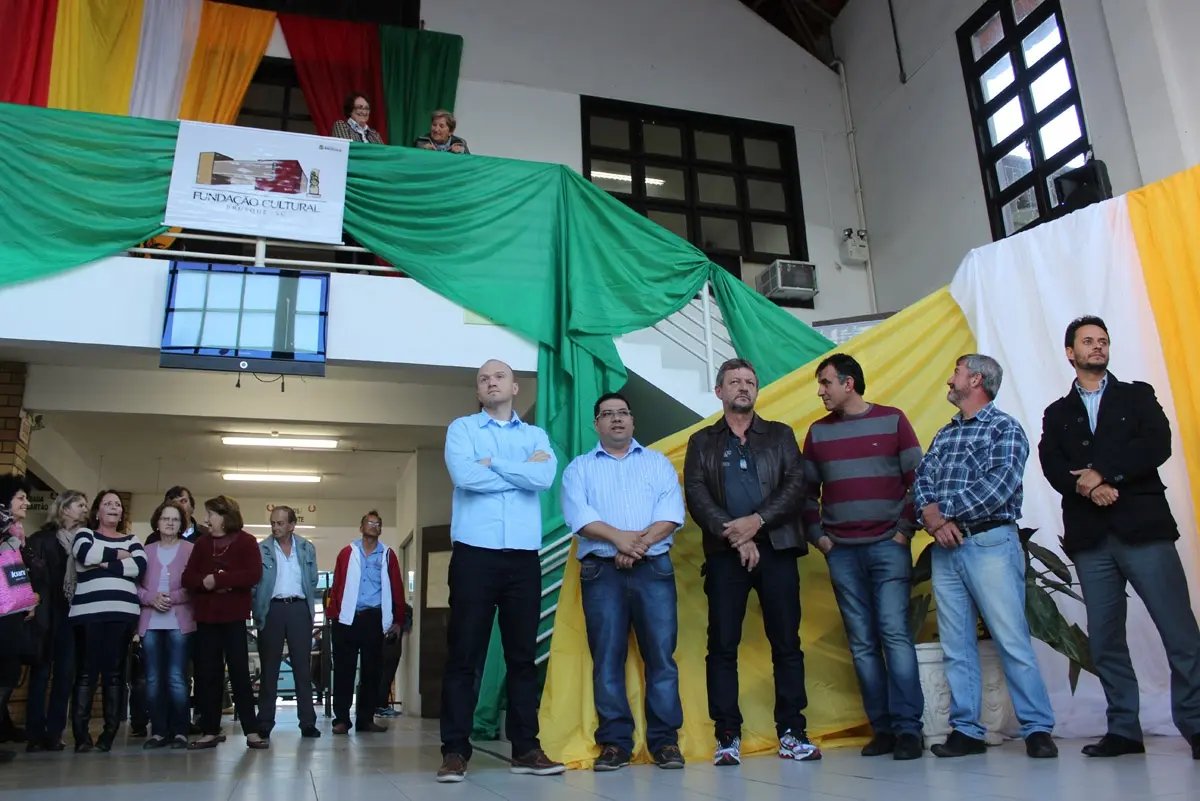 Prefeitura entrega novos espaços do terminal urbano