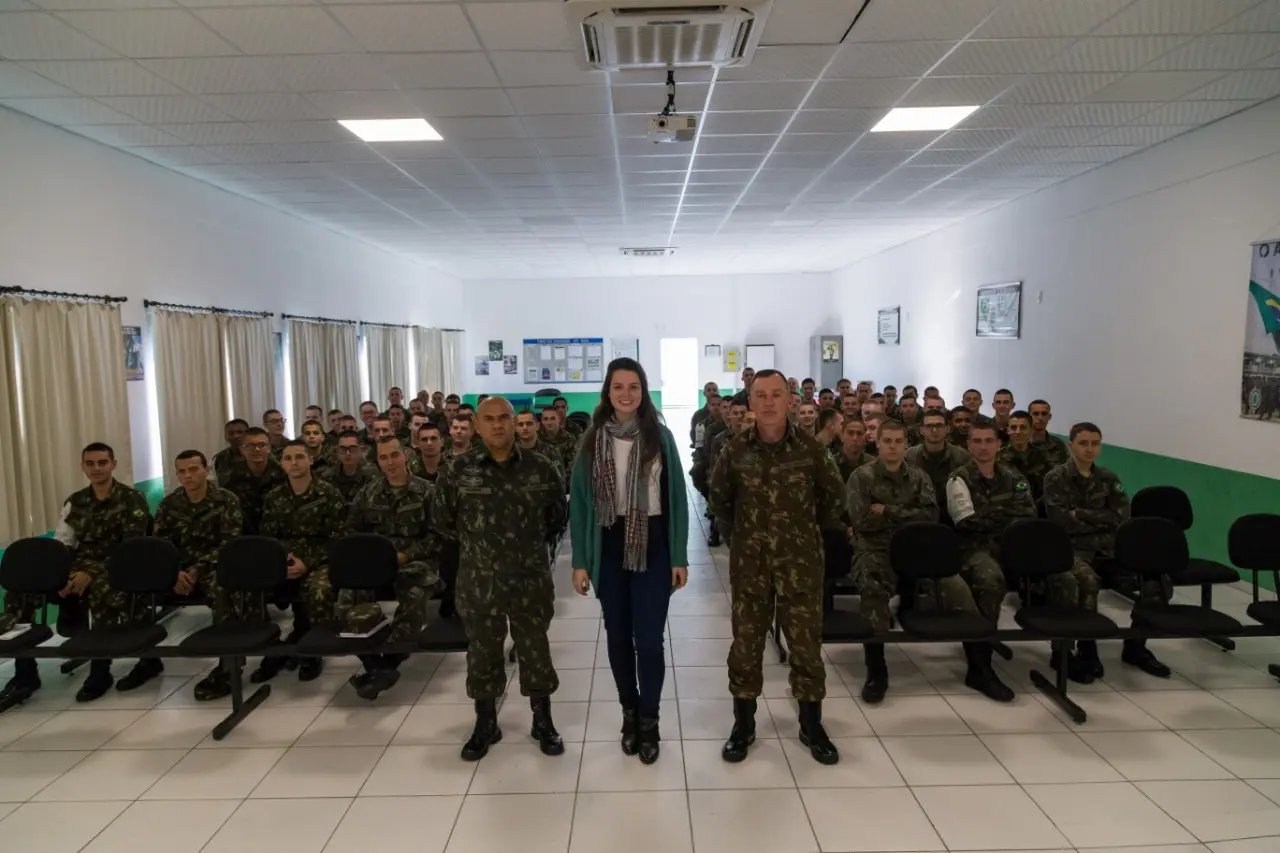 Biomas brasileiros s&atilde;o tema de palestra no Tiro de Guerra e EJA