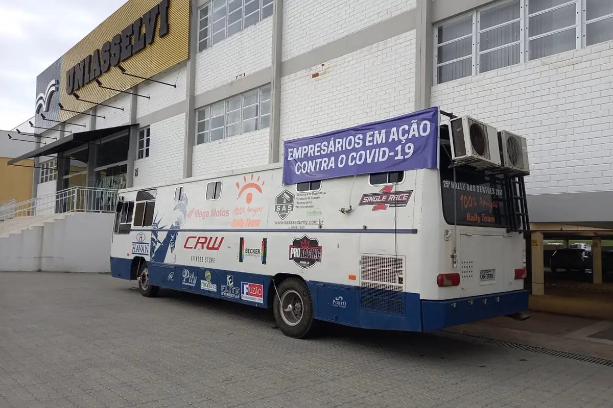 Unidade m&oacute;vel para assintom&aacute;ticos atendeu  607 pacientes nesta semana