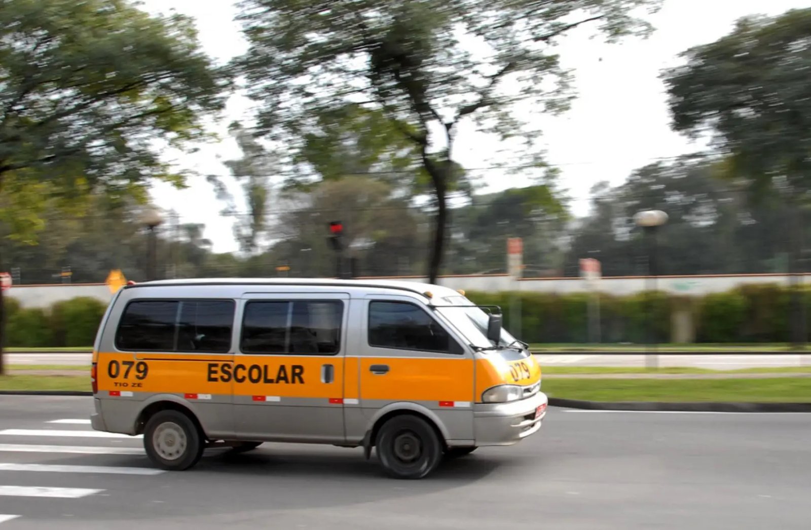 Transporte escolar deverá oferecer cadeirinhas para crianças