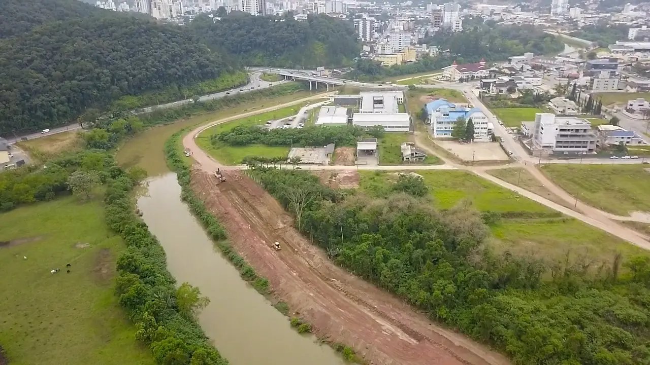 Prefeitura atualiza andamento de obras da Beira Rio sentido Dom Joaquim