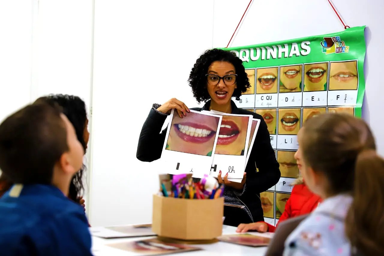 Equipe Multidisciplinar da Secretaria de Educa&ccedil;&atilde;o de Guabiruba tem espa&ccedil;o ampliado