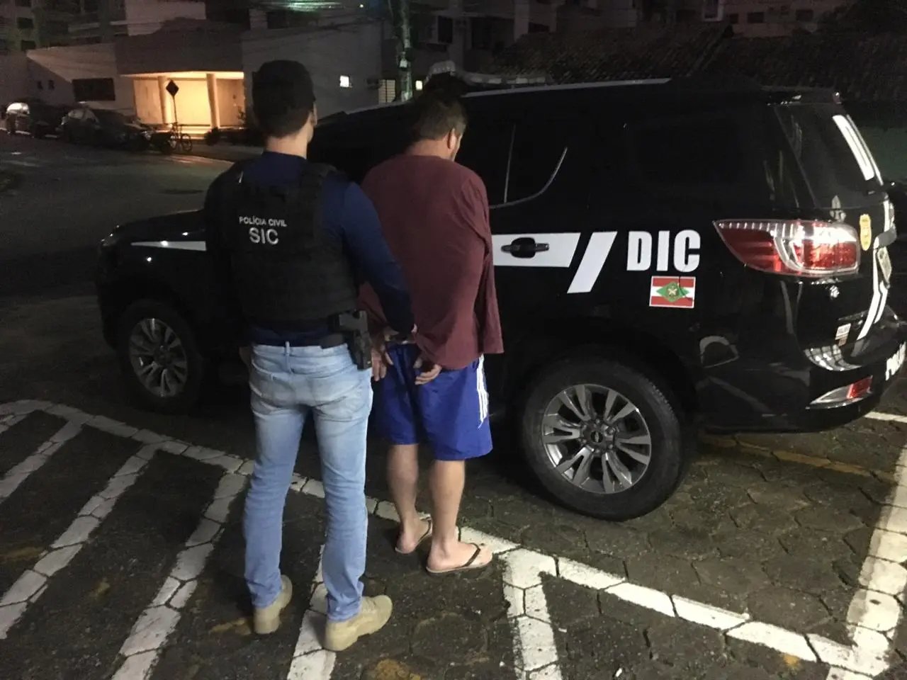 Pol&iacute;cia Civil cumpre mandado de pris&atilde;o no bairro Azambuja