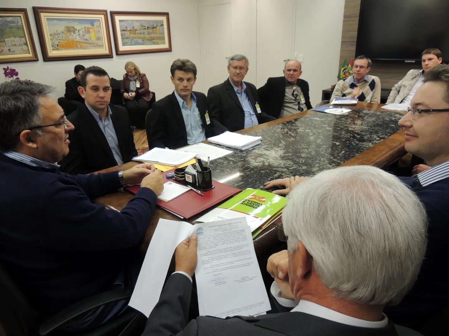 Prefeitos se reúnem com Raimundo Colombo