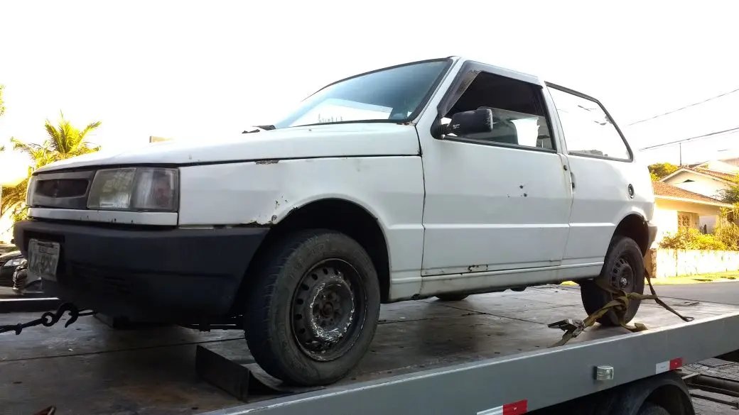 Carro com registro de furto em Itajaí é encontrado no Centro