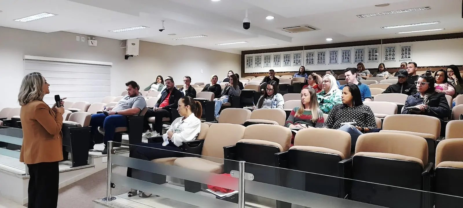 Treinamento sobre sistema do SPC Brasil re&uacute;ne empreendedores em Guabiruba