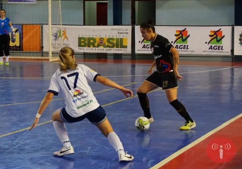 Nos pênaltis, Barateiro fatura ouro na LDU