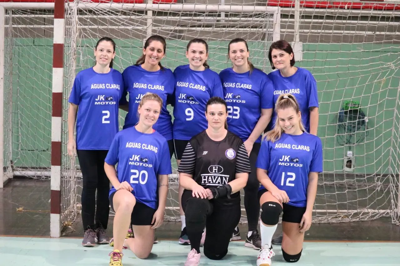 T&iacute;tulo na sinuca consolida o  bi dos Jacobs para o &Aacute;guas Claras