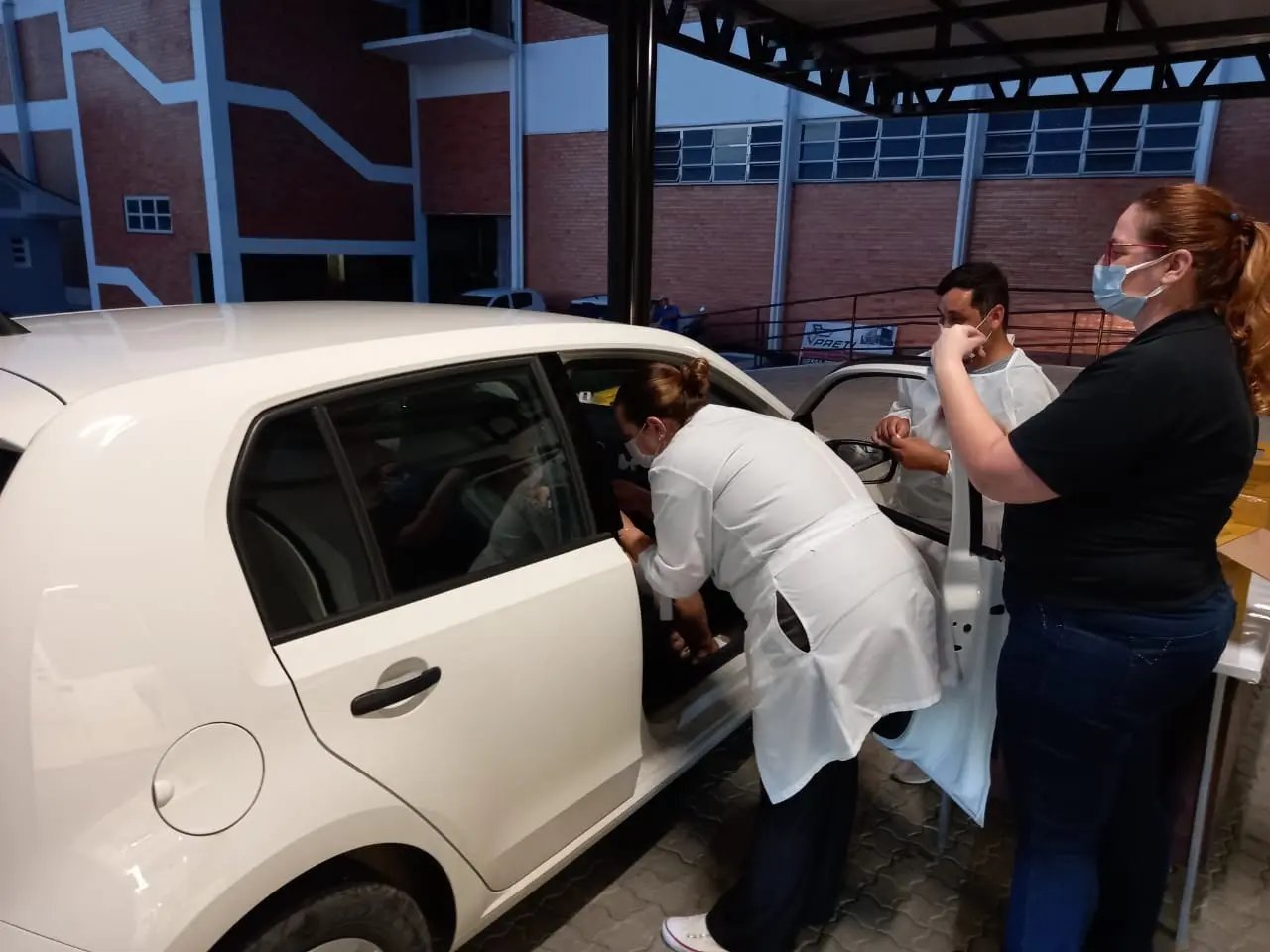 A&ccedil;&atilde;o vacina mais de 500 idosos contra a Covid-19 em Brusque