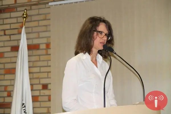 Sobram ferramentas de participação popular, diz vereadora