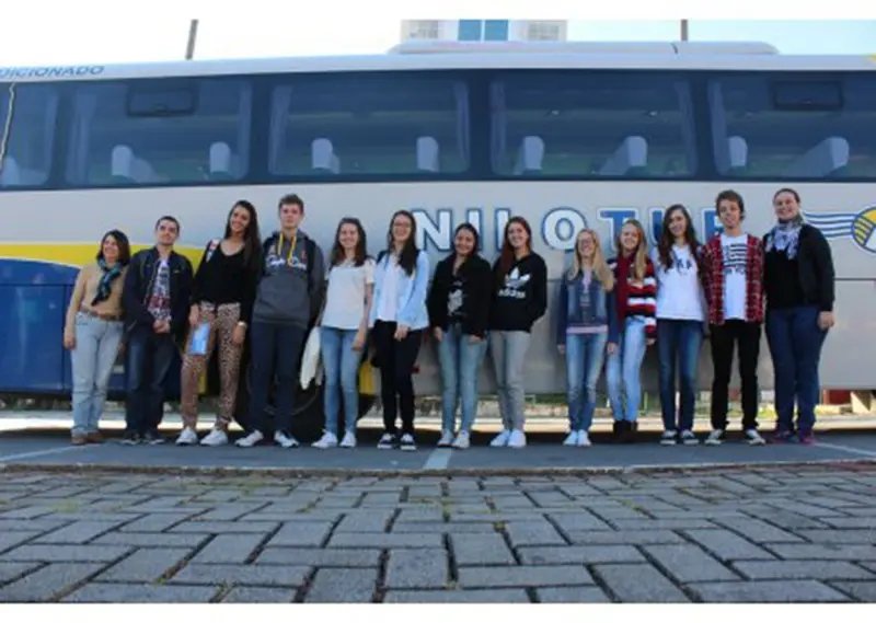 Estudantes viajam hoje à Alemanha