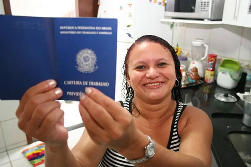 Sancionada a Lei das Domésticas