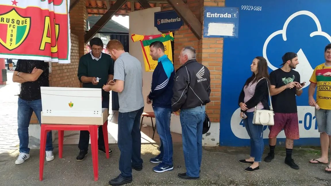 Diretoria informa que restam apenas 500 ingressos 