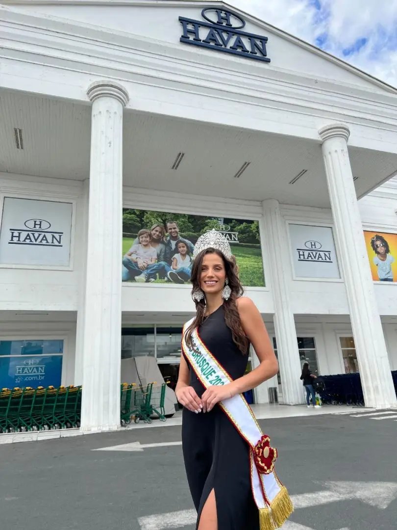 Havan vestir&aacute; representante de Brusque para Concurso Miss SC
