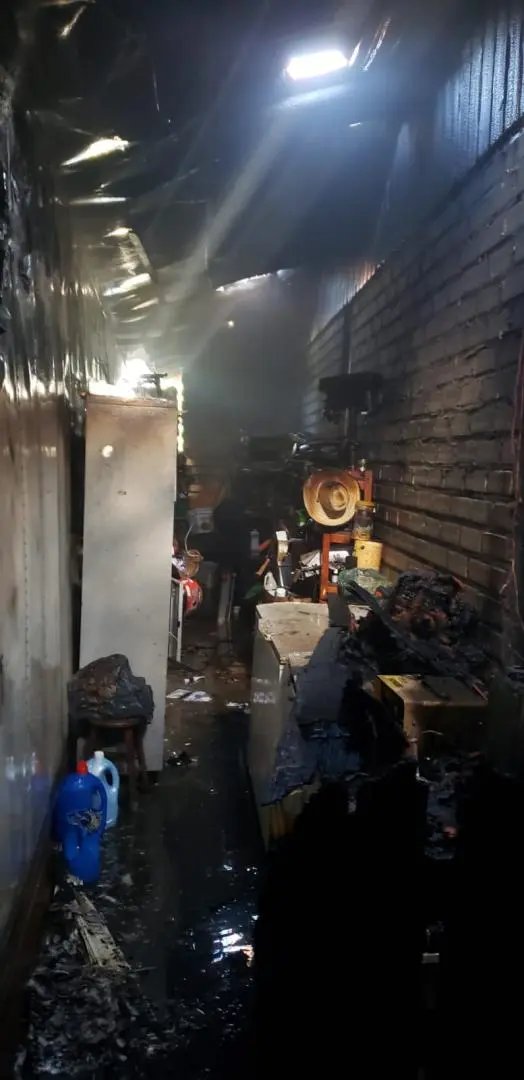 (V&iacute;deo) Restaurante &eacute; atingido por inc&ecirc;ndio na BR-470
