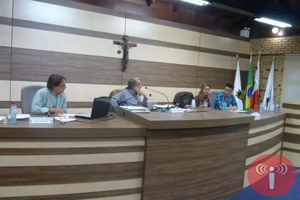 Médica fala sobre autismo na sessão da Câmara