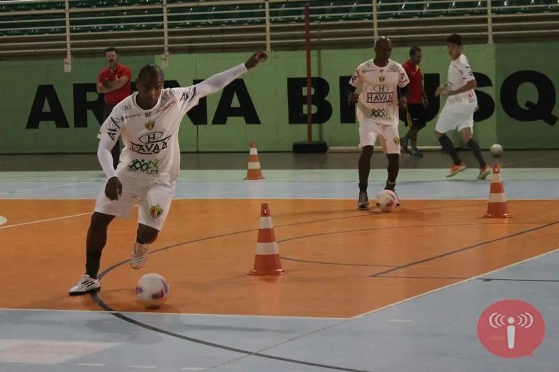 Treinando na Arena, time tem jogo-treino confirmado
