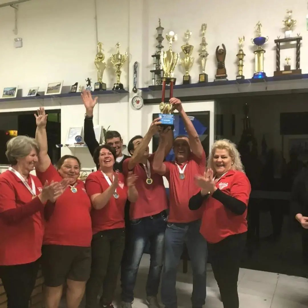 S&atilde;o Pedro A &eacute; campe&atilde; do Municipal de Bocha trio feminino em Guabiruba