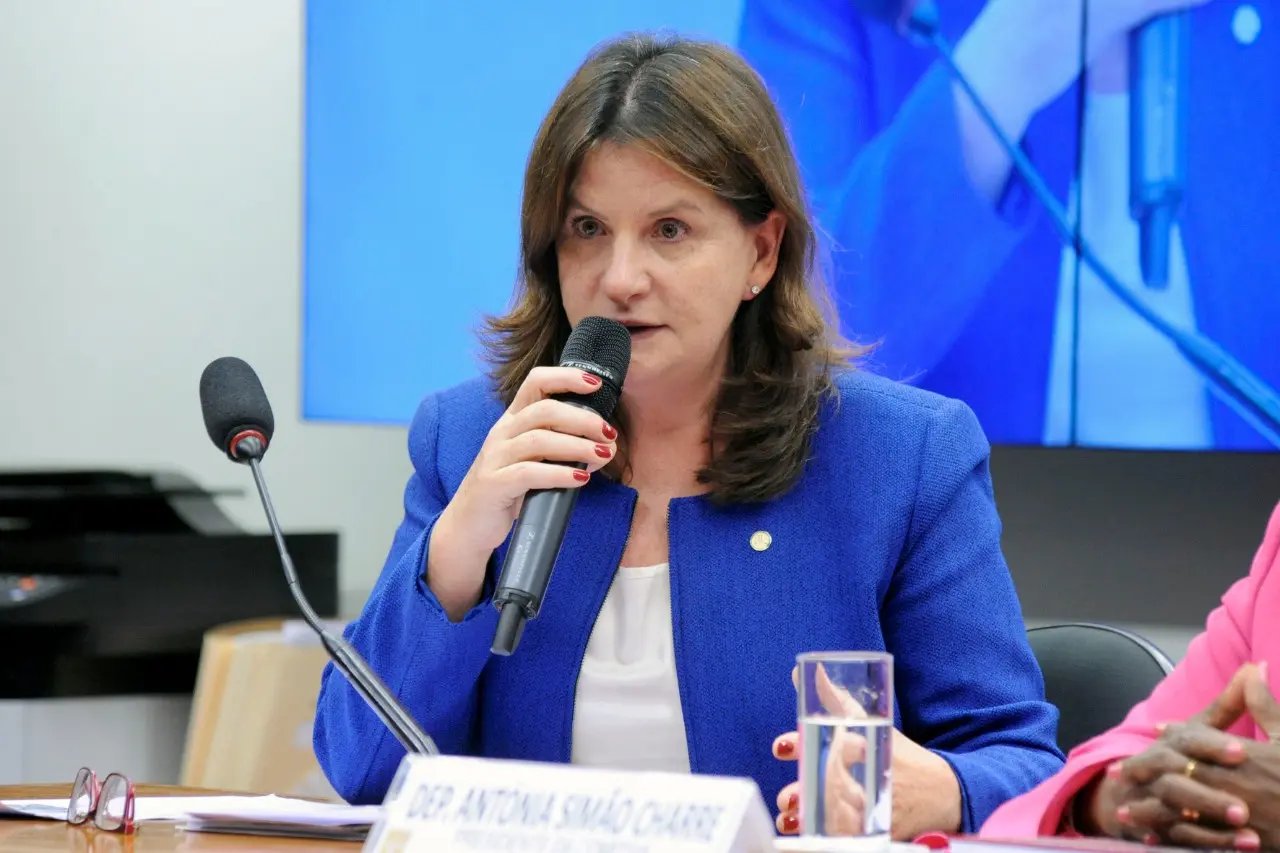  F&oacute;rum de Entidades M&eacute;dicas debate judicializa&ccedil;&atilde;o da sa&uacute;de em Brusque