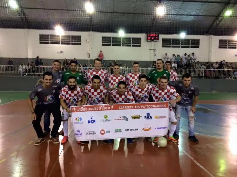 Municipal de Futsal de Guabiruba começa com duelos repletos de goleadas