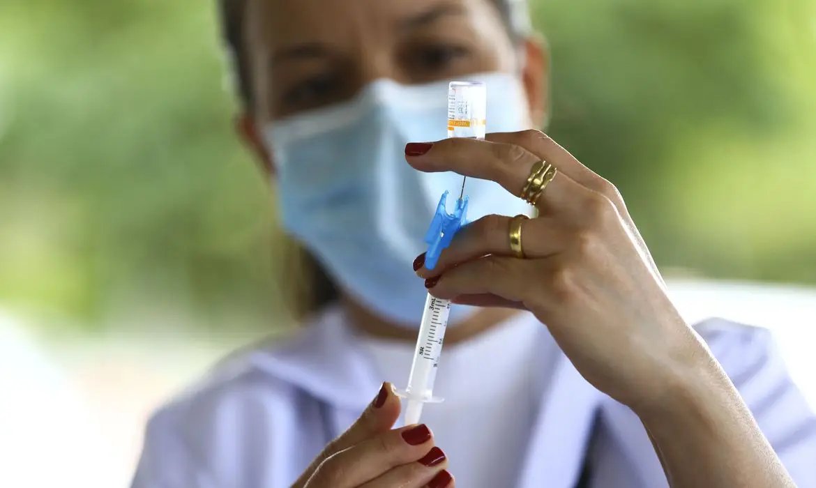 Covid-19: Brasil tem segundo dia com mais mortes confirmadas