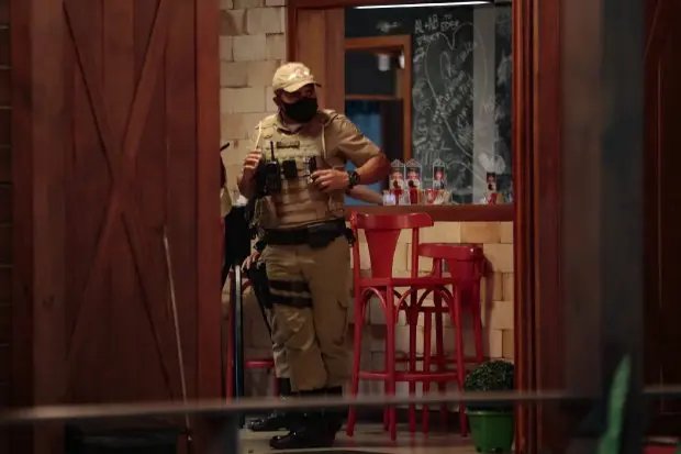Coronav&iacute;rus em SC: For&ccedil;as policiais continuam fiscaliza&ccedil;&atilde;o 