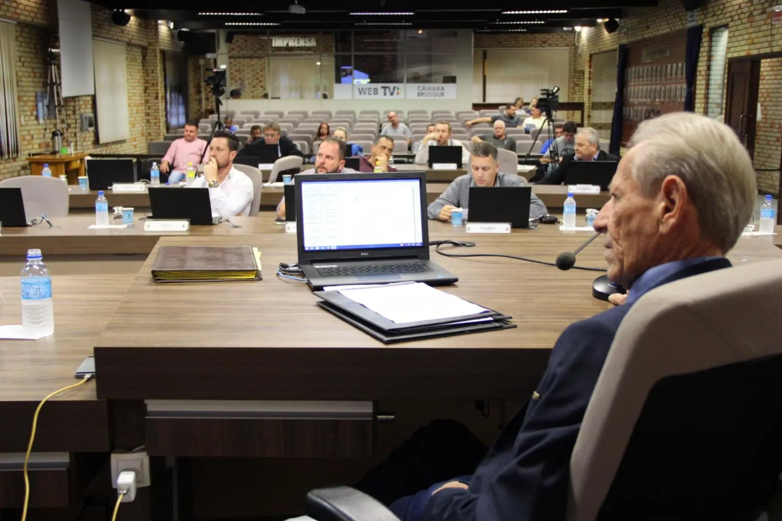Ouvidoria da Prefeitura, agora, existe de fato e na lei
