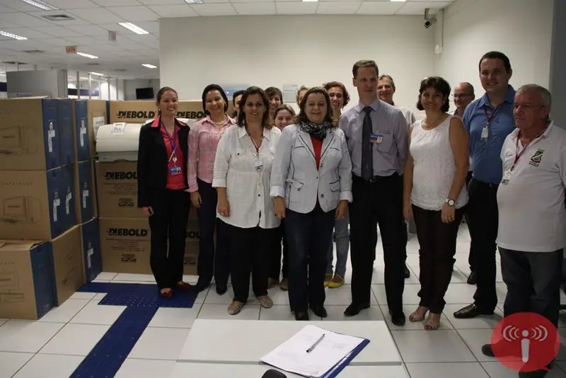 Educação doação de computadores e impressoras