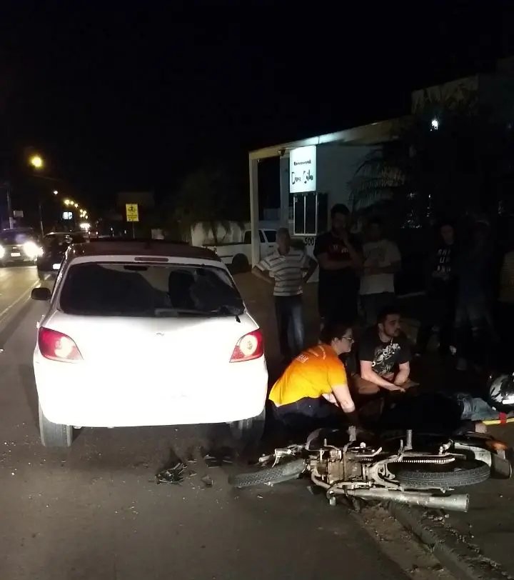 Colisão deixa motociclista ferido na Rua Itajaí, em Brusque