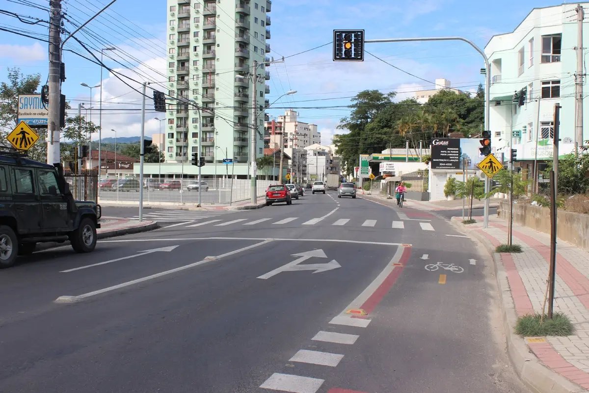 Novos semáforos entram em operação
