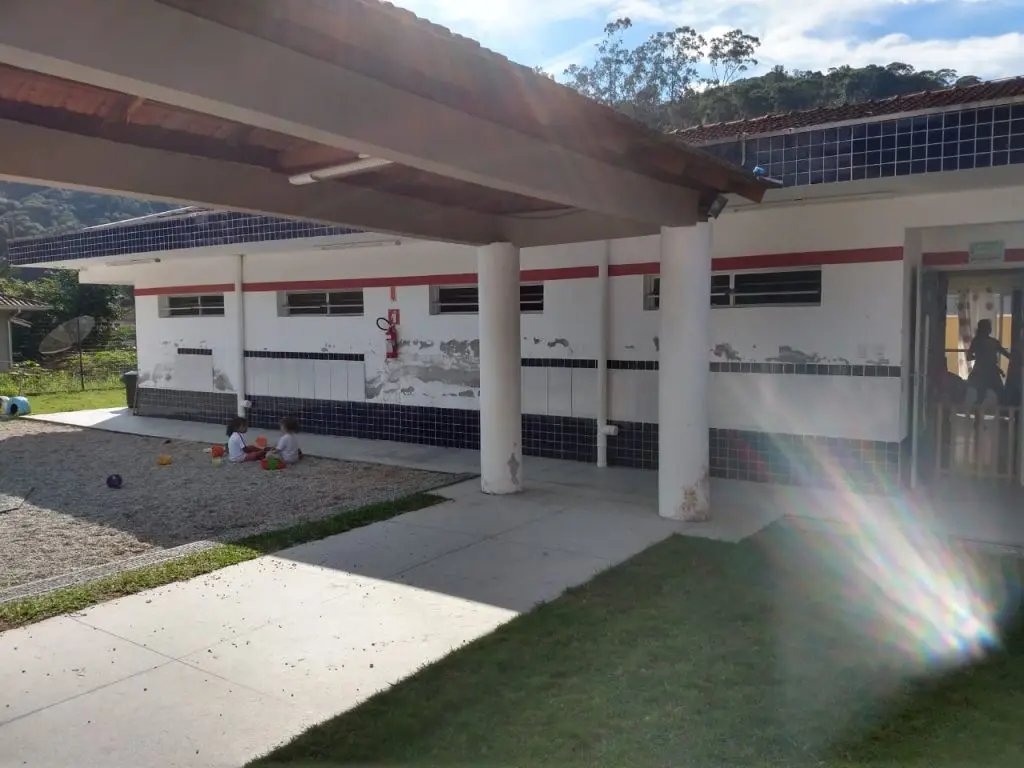 Prefeitura come&ccedil;ou hoje as reformas no CMEI Clara Maria Furtado