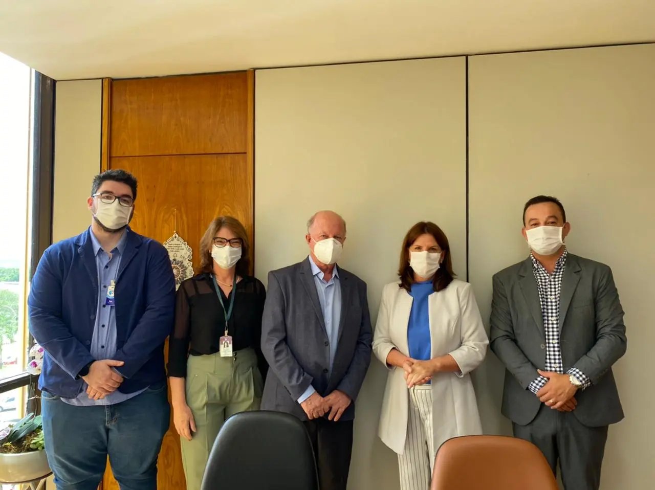 Administra&ccedil;&atilde;o do Hospital Dom Joaquim se re&uacute;ne em Bras&iacute;lia com senadores e deputados