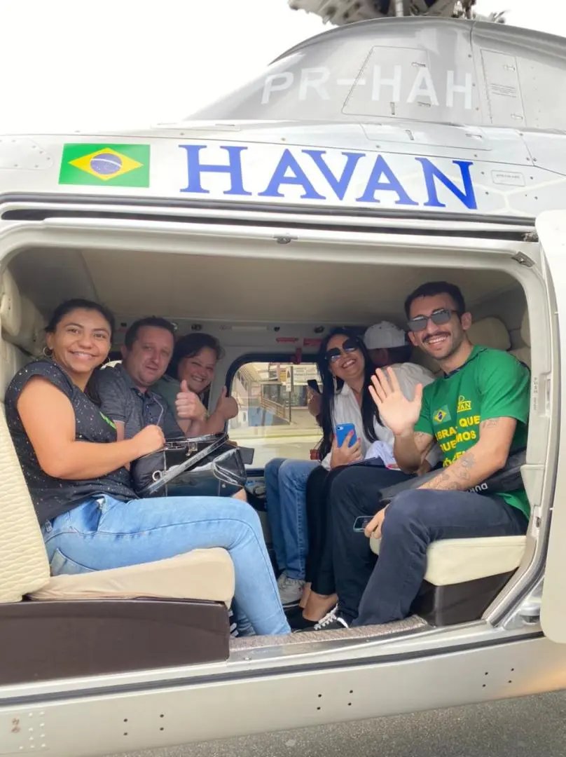 Havan presenteia clientes e colaboradores com voos de helic&oacute;ptero no anivers&aacute;rio de Brusque