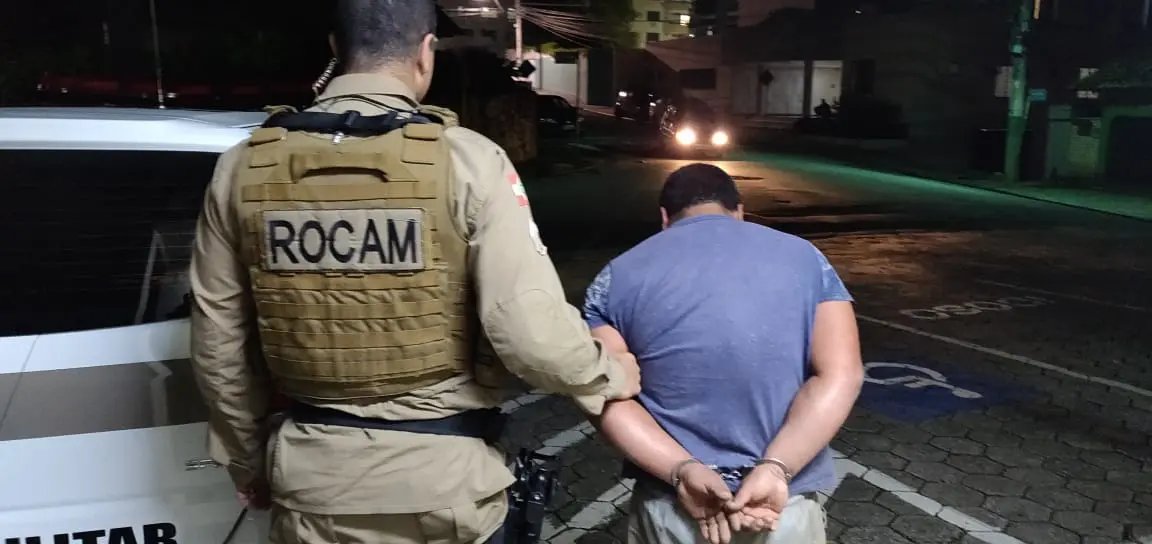 Pol&iacute;cia Militar prende acusado de tr&aacute;fico de drogas no &Aacute;guas Claras
