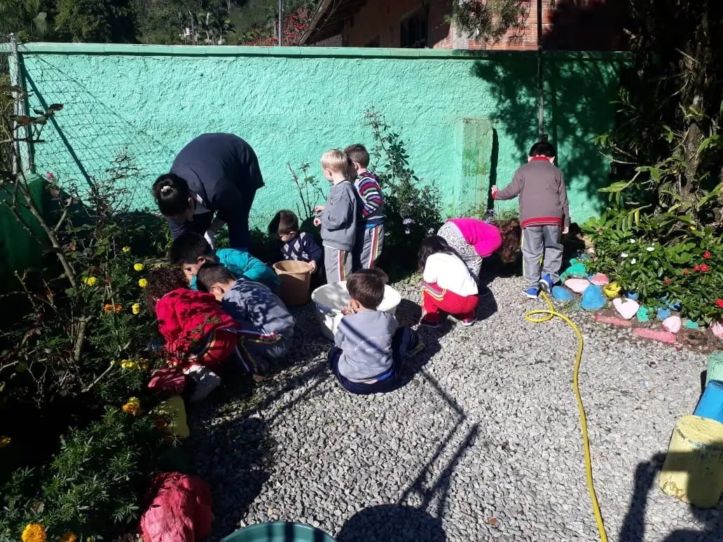 Escolas Municipais promovem diversas a&ccedil;&otilde;es em alus&atilde;o a data