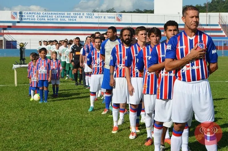 Carlos Renaux vence clássico na abertura