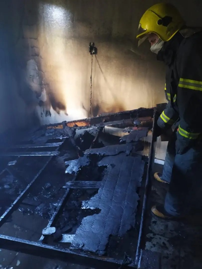 Inc&ecirc;ndio atinge resid&ecirc;ncia no Thomaz Coelho, em Brusque