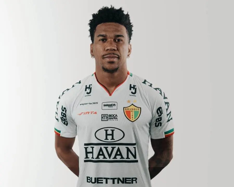 Rec&eacute;m-chegado ao Brusque, atacante se despede do clube