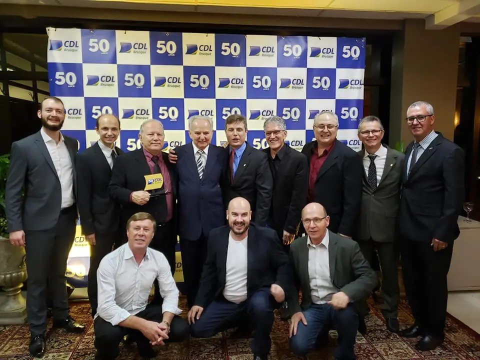 Solenidade marca 50 anos de funda&ccedil;&atilde;o da CDL Brusque