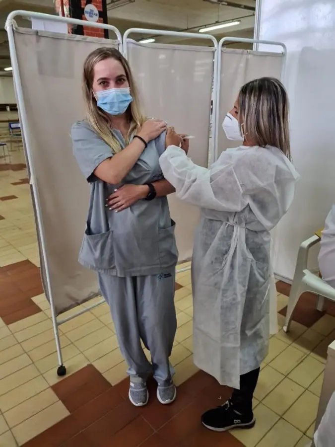 Profissionais de sa&uacute;de podem fazer agendamento para vacina&ccedil;&atilde;o contra Covid-19