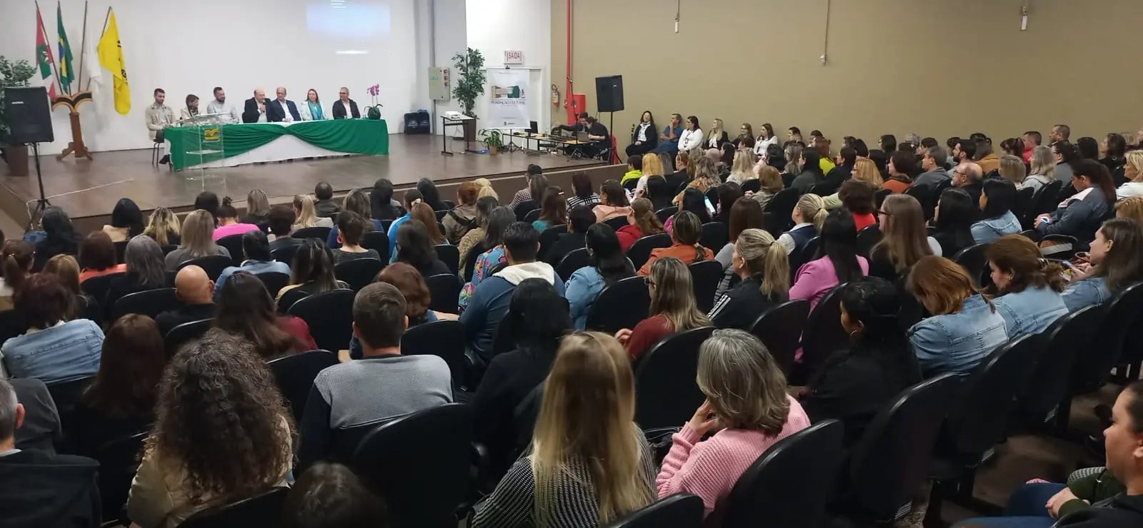 Secretaria de Educa&ccedil;&atilde;o d&aacute; in&iacute;cio &agrave; Forma&ccedil;&atilde;o Continuada 2022