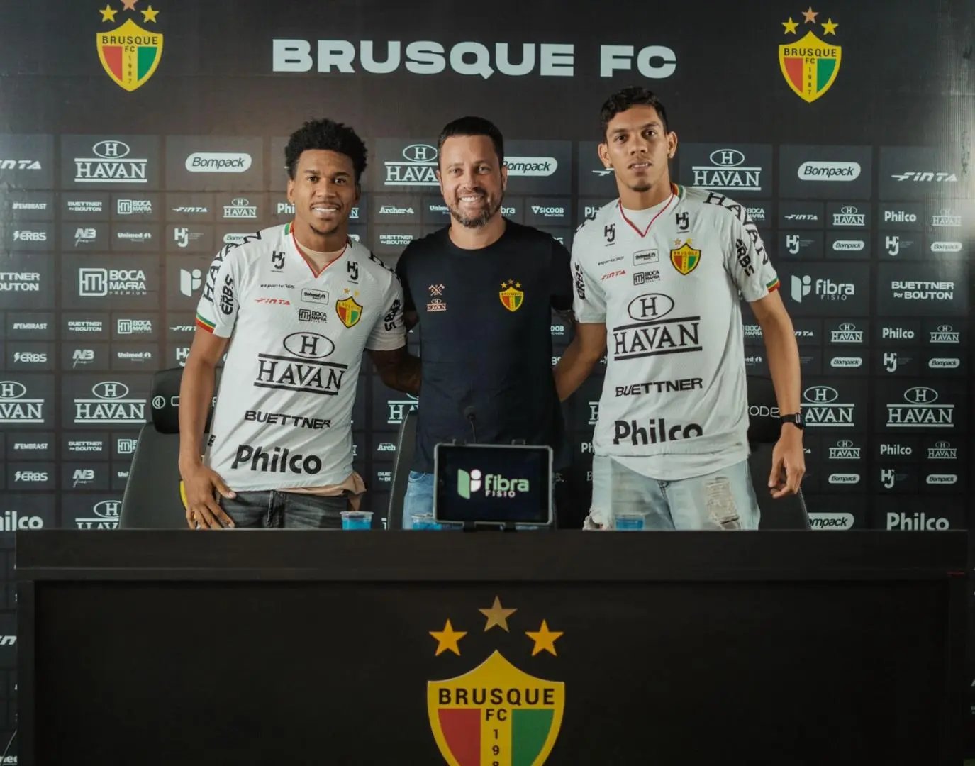 Brusque FC apresentou dois refor&ccedil;os