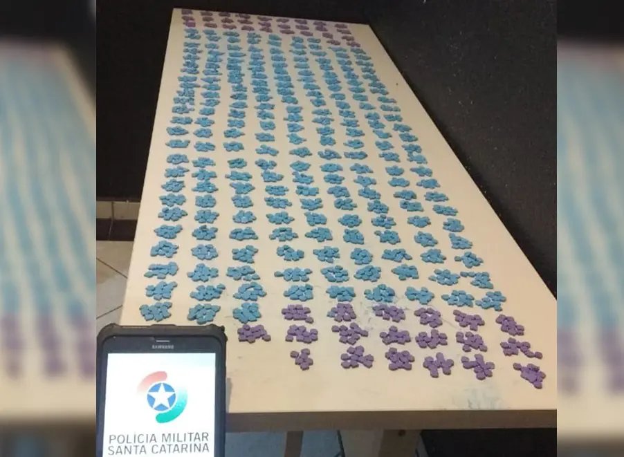 ​PM apreende mais de dois mil comprimidos de ecstasy
