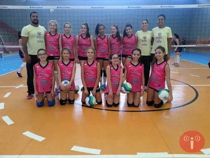Time pré-mirim vence etapa dentro de casa