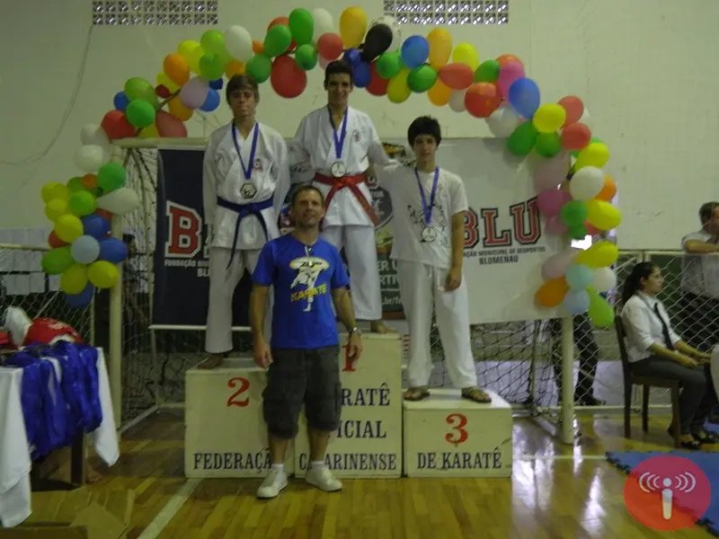 Brusquense é campeão estadual de caratê