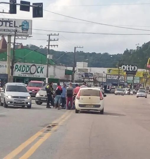 V&iacute;tima de acidente na rodovia Ant&ocirc;nio Heil apresentava poss&iacute;veis fraturas