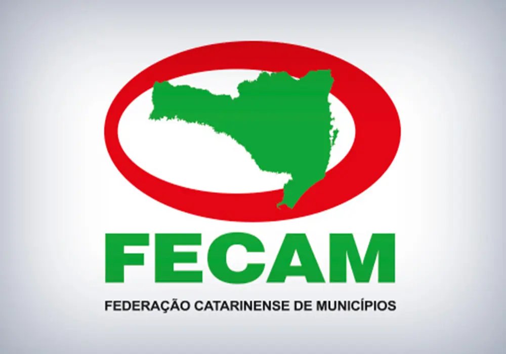 Fecam demite 10 funcion&aacute;rios e incorpora pol&iacute;ticos em seus lugares